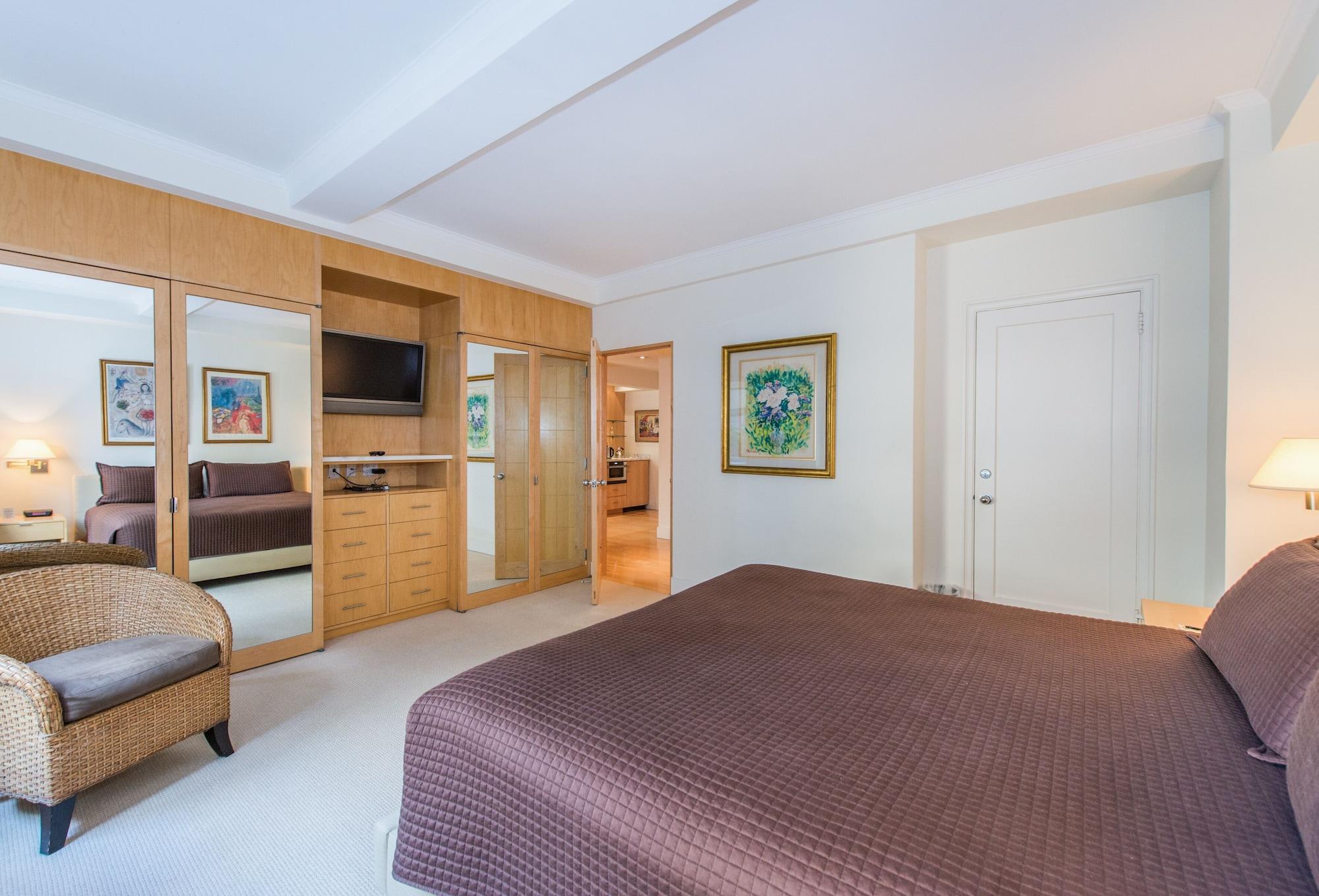 Apartahotel Lombardy 4*