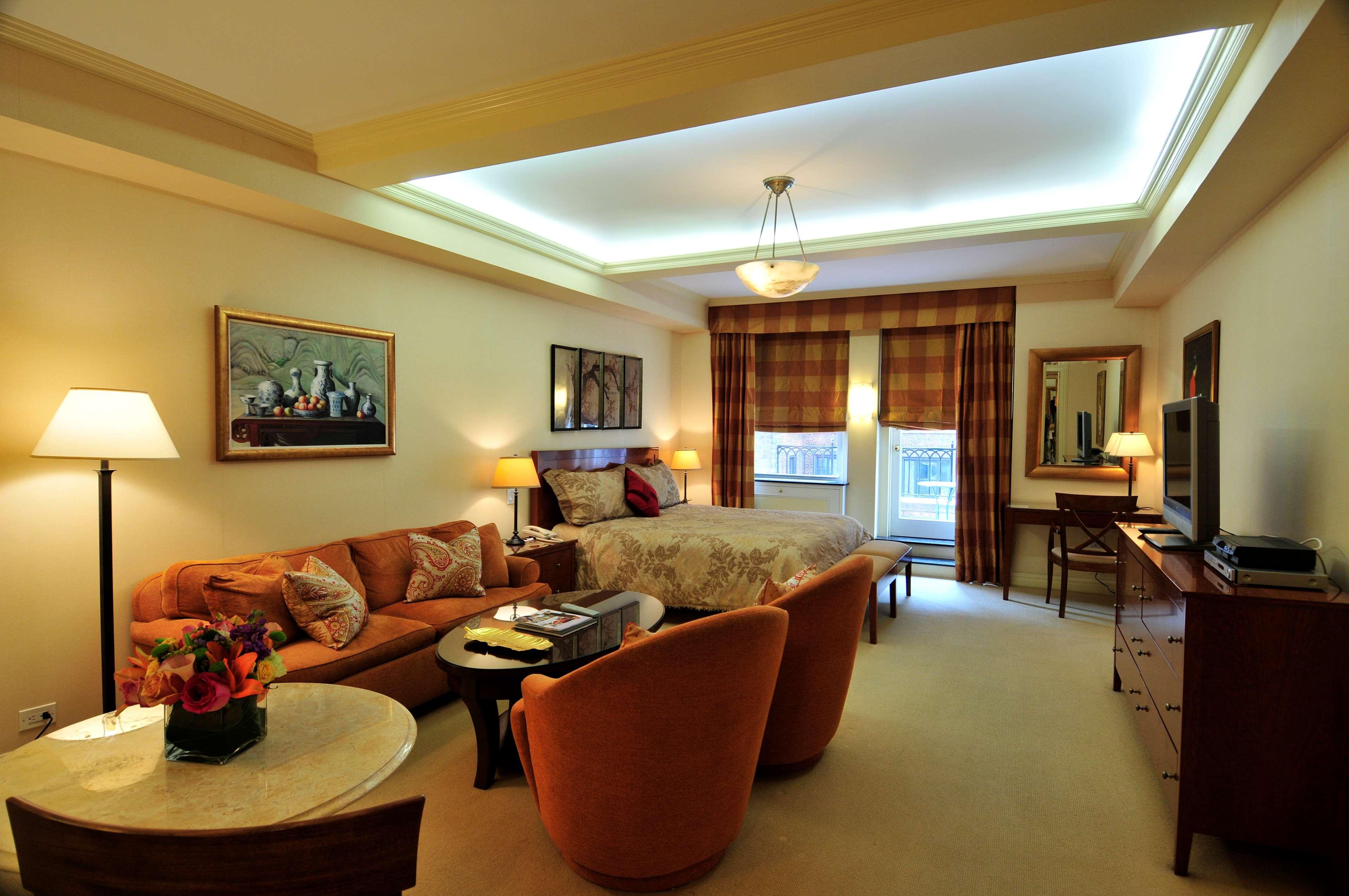 Lombardy Apartahotel 4*